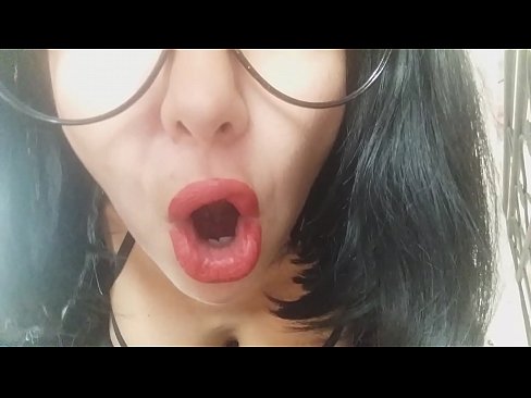 ❤️ Heval, dêya te îro nahêle tu biçî dibistanê... Pir hewcedariya min bi te heye... ❤❌ Pornoya rûsî li me ❌